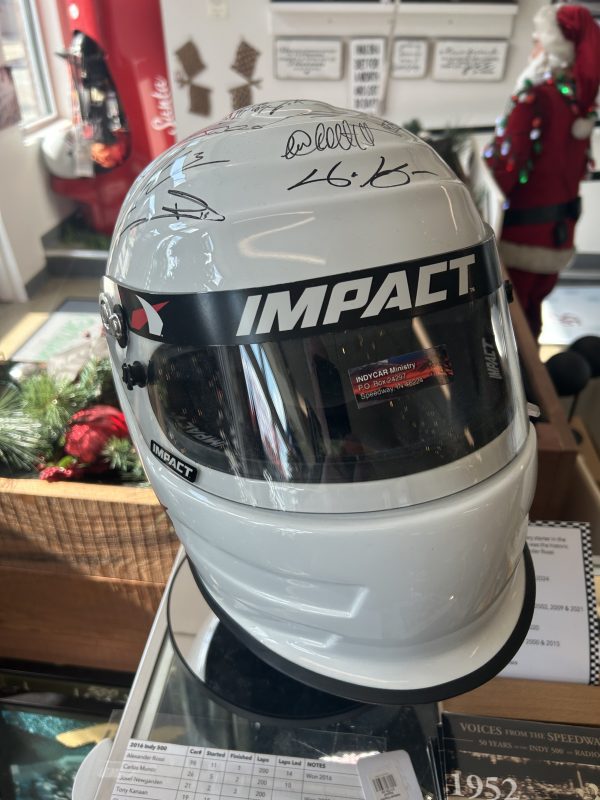 Helmet signed by every driver in 2016 Indy 500-100th running